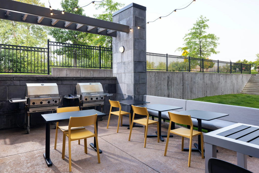 Home2 Suites by Hilton Roseville Minneapolis