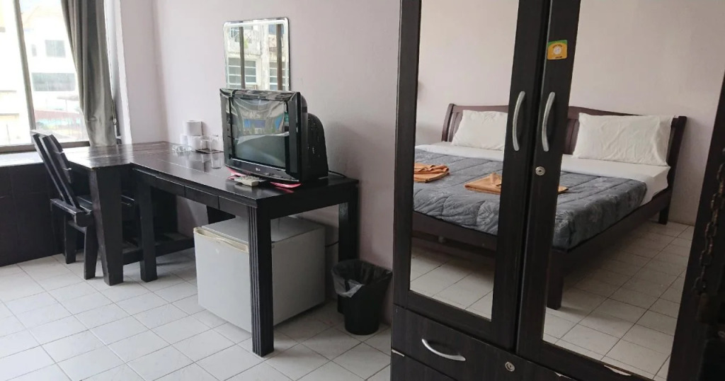 Hop guest House