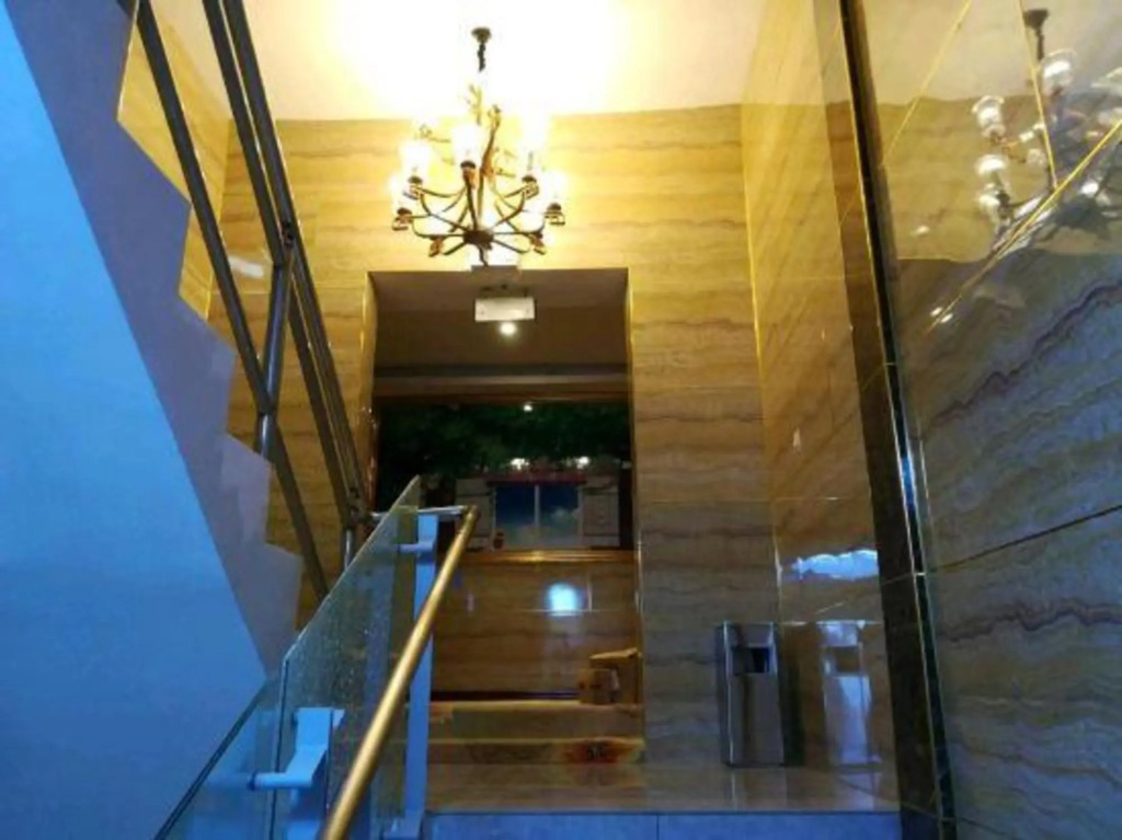 100 Inn Liangpin Hotel (Shanghai Qingpu Industrial Park Daying Town)