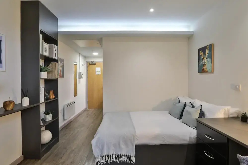 For Students Only - B16 Accommodations in Birmingham
