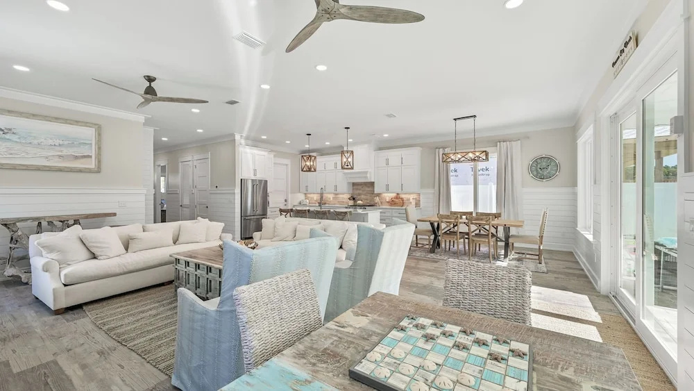 Laguna Beach Retreat by AvantStay | Private Pool + Steps to the Beach • Near Pier Park and Dining