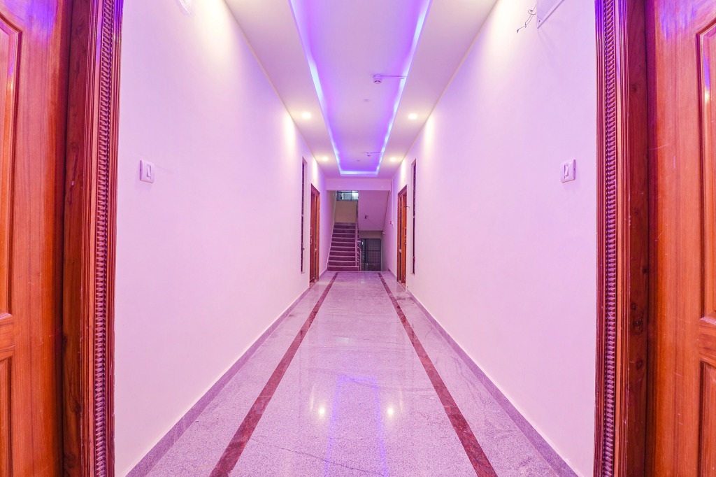 FabHotel E City Inn - 3 Km from Infosys Campus