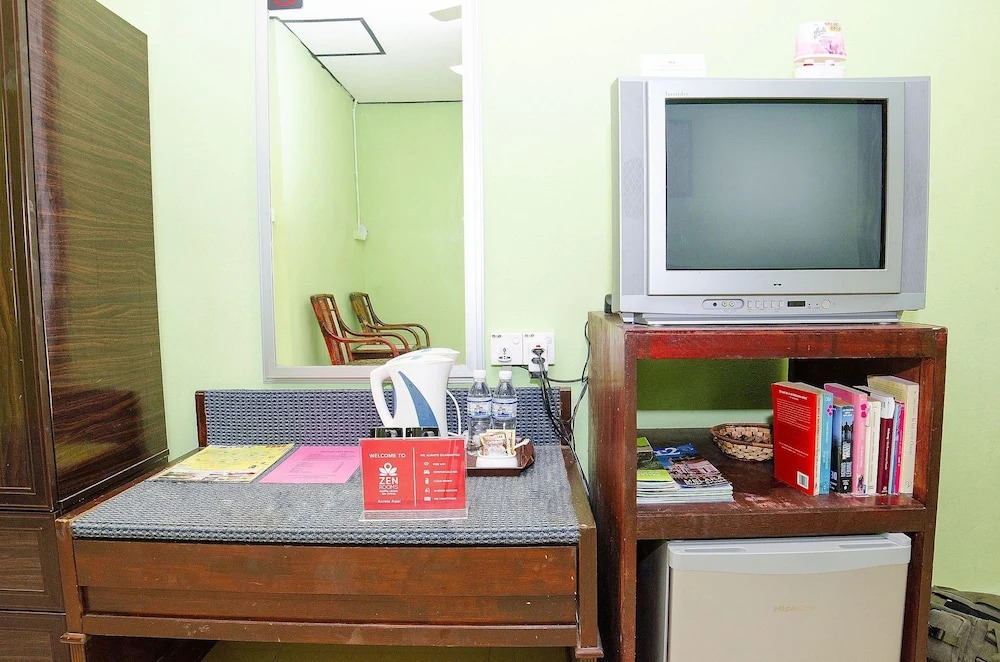 ZEN Rooms Anak Tasik Besar