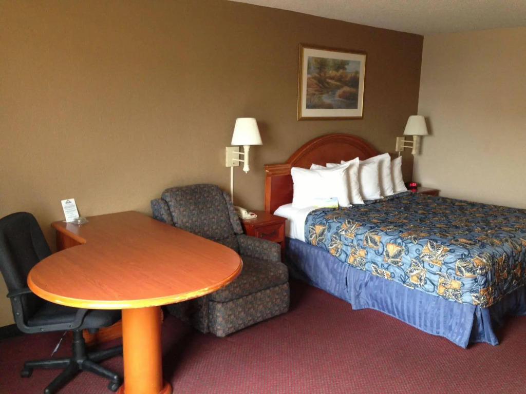 Executive Inn Mount Pleasant