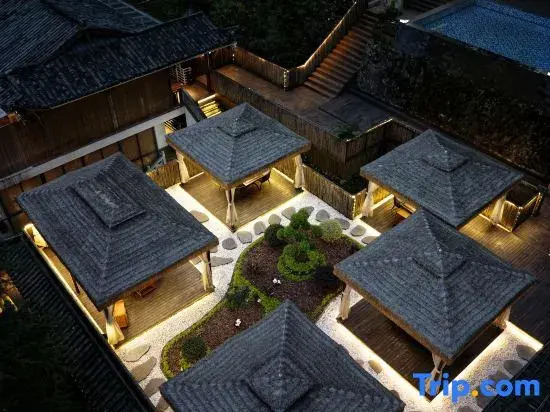 Qingjing Hostel