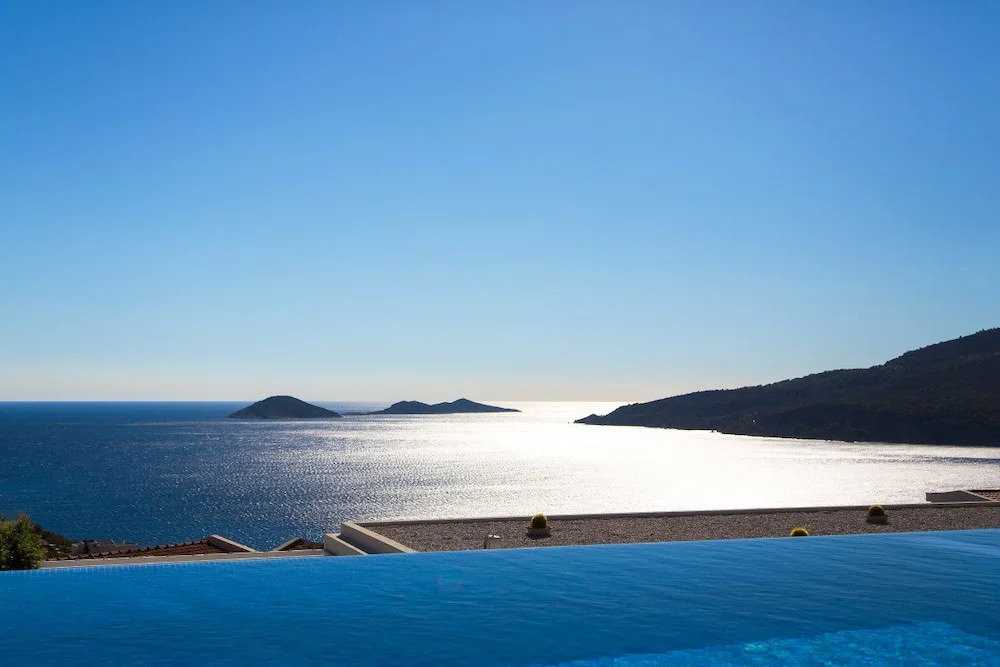 Villa Coast 2