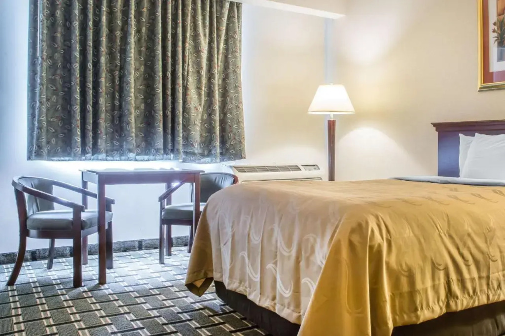 Holiday Inn Batavia-Darien Lake Area