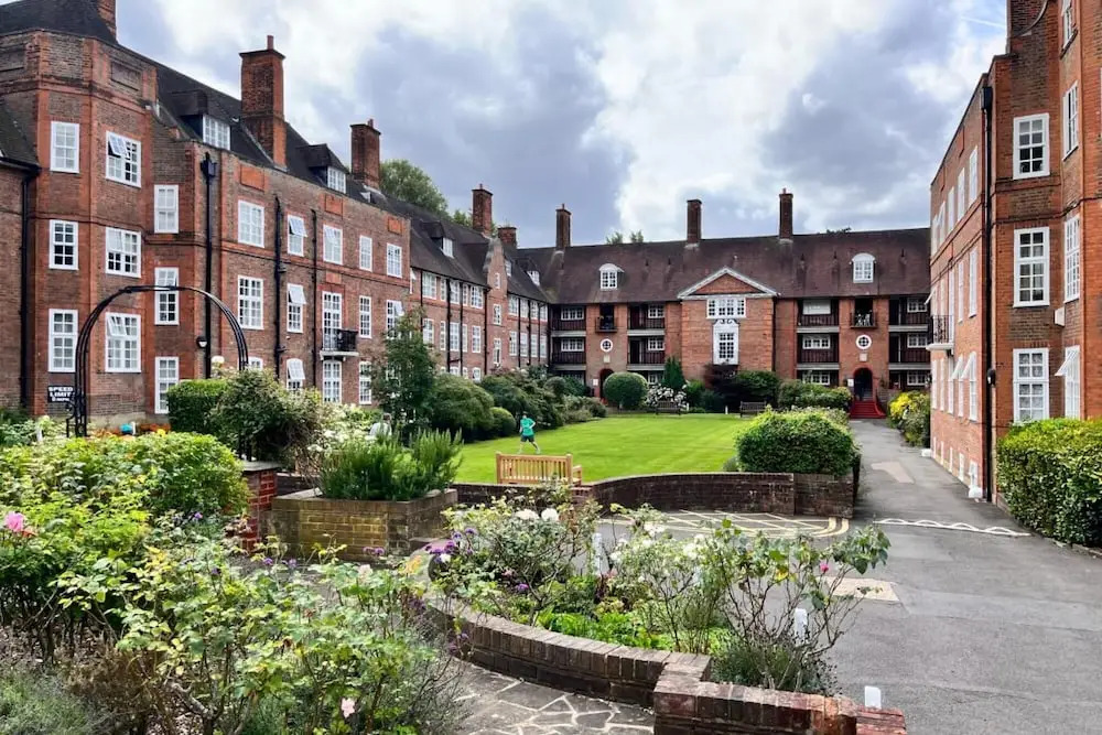The Golders Green Place - Modern and Bright 1bdr Flat, London