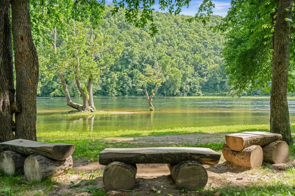 Hole-in-one Hideaway For 4