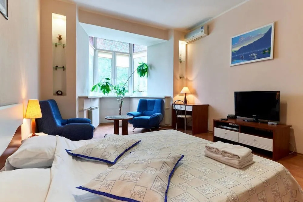 Апартаменты Home-Hotel, ул. Волошская, 51