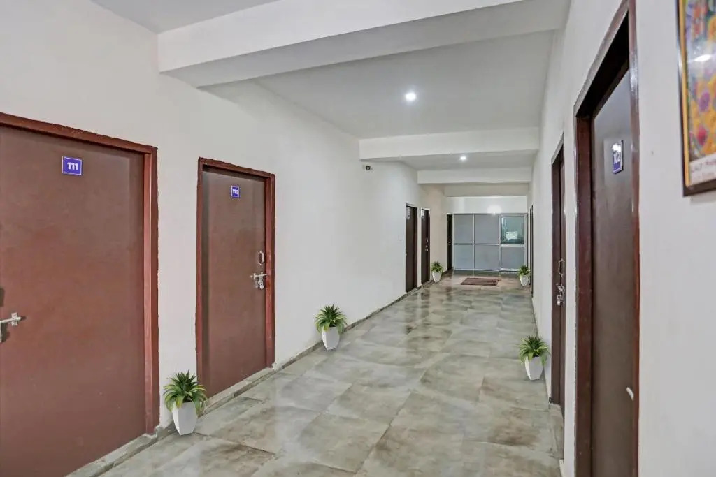 Flagship Rajvanshi Palace Nh8