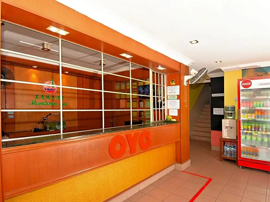 OYO 90052 Mandarin Inn