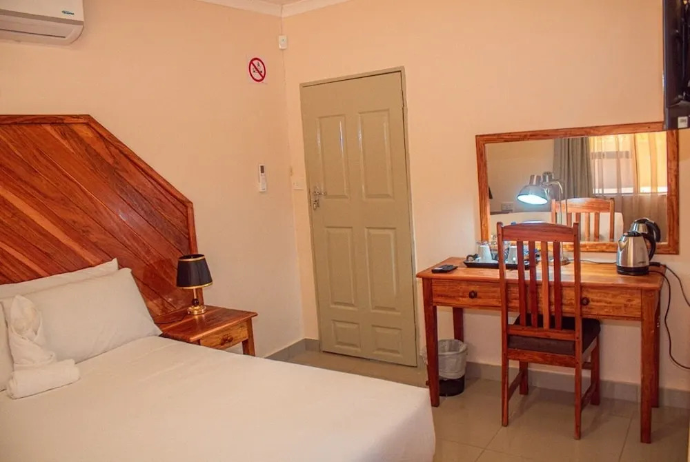 The Chobe Inn