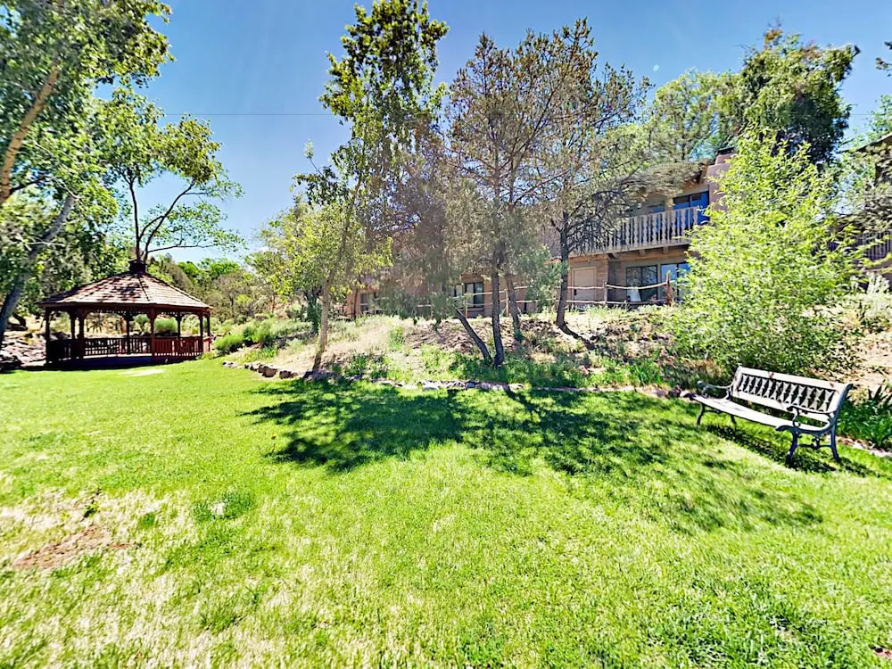 320 Artist Road Condo Unit 94 2 Bedrooms 2.5 Bathrooms Condo