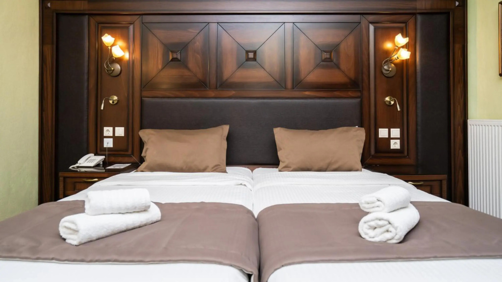 Dellas Boutique Hotel
