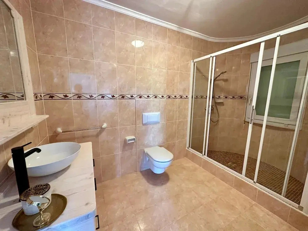 Casa Luna - Three Bedroom Villa with Stunning View