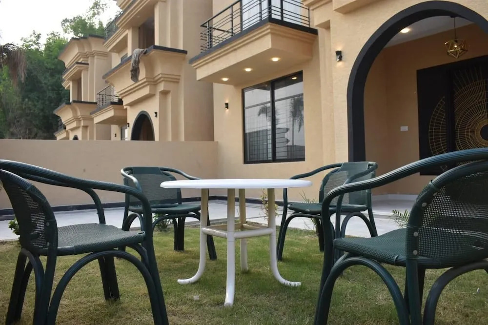 Fantastic Spanish Villas In Heart Of Mirpur Azad Kashmir Pakistan
