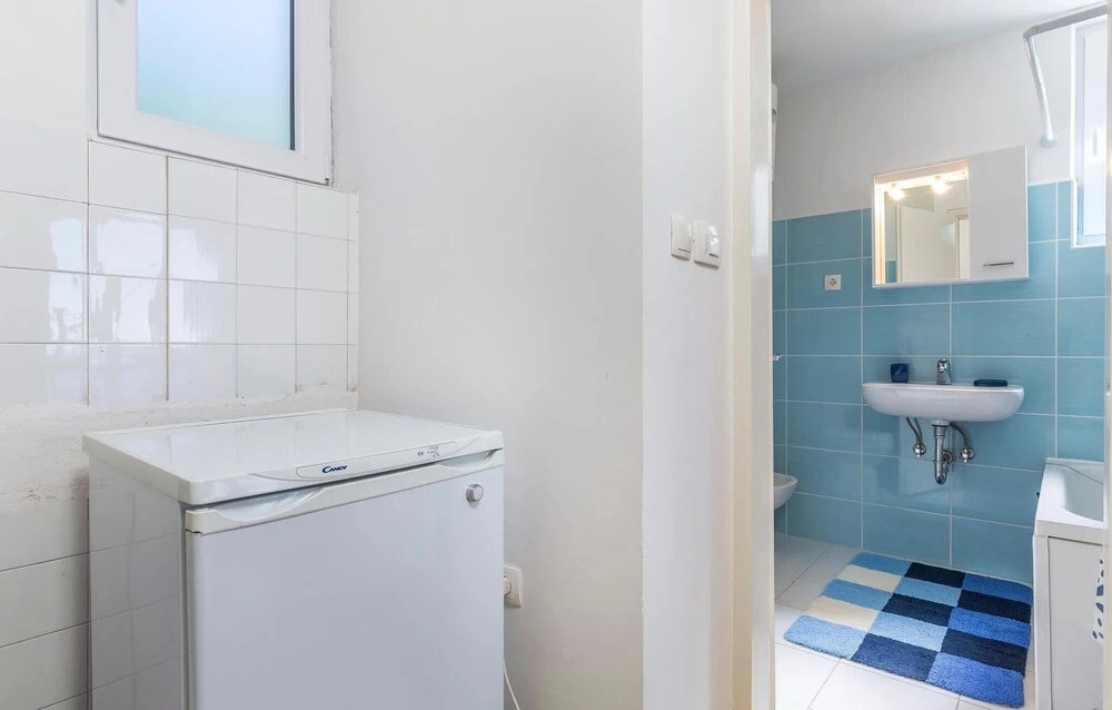 Stunning Apartment in Icici With Wifi and 2 Bedrooms