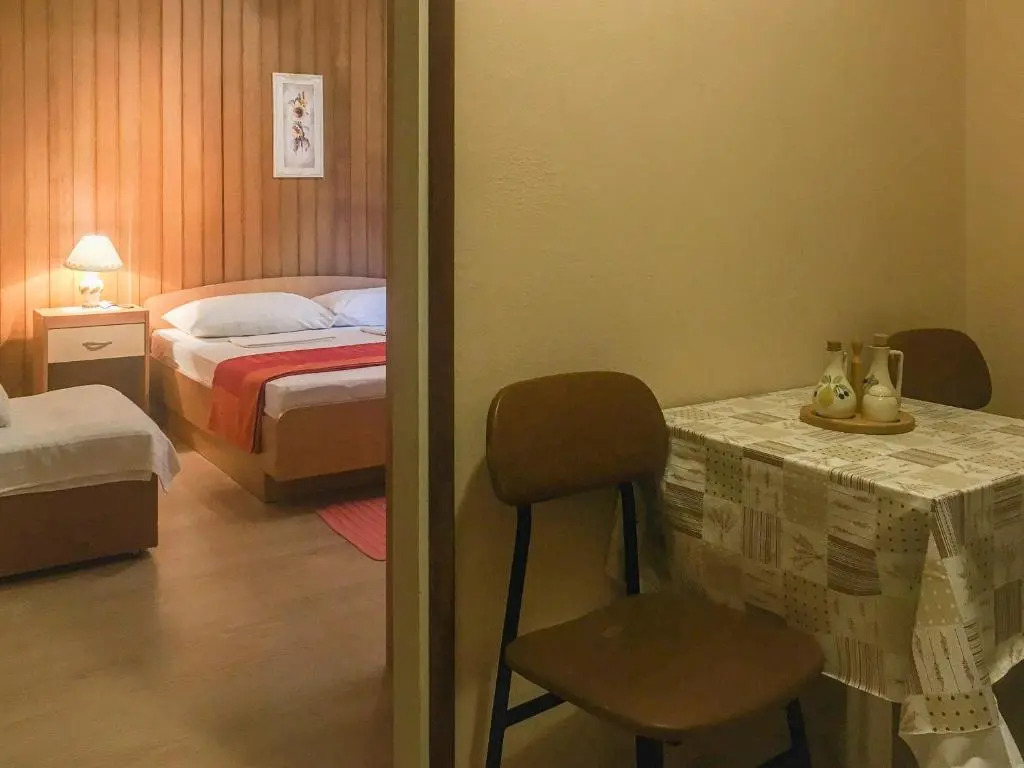 Apartments Milostić Fiskoviceva 30