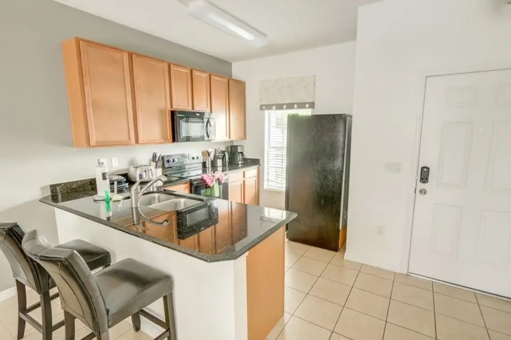 Bella Vida Townhome Tv's Throughout! 3 Bedroom Townhouse