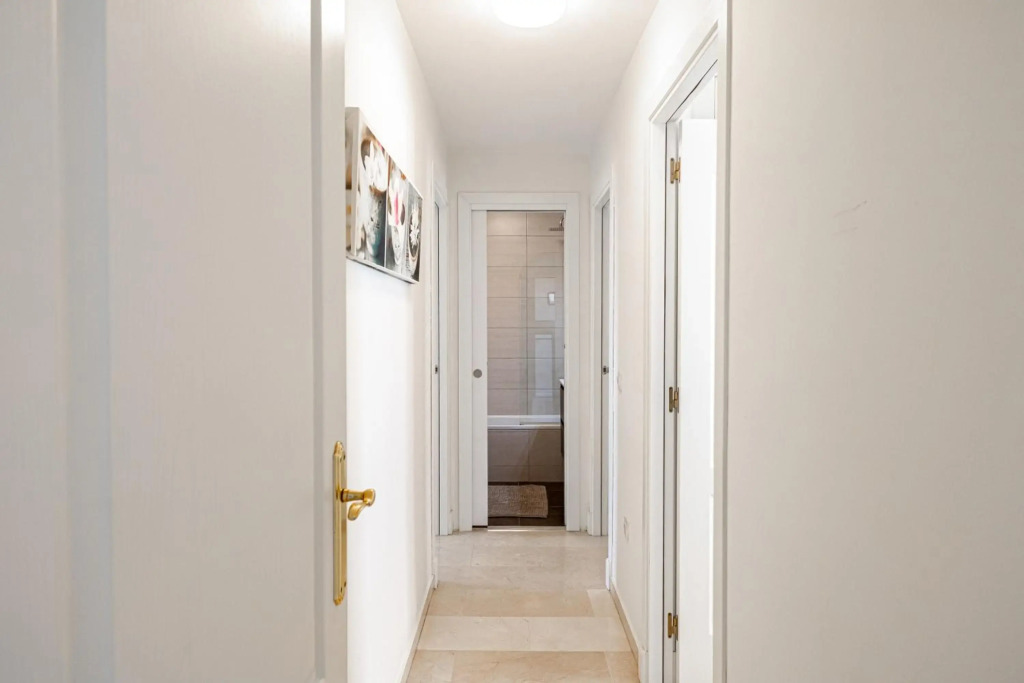 3 bedroom apartment with private rooftop terrace
