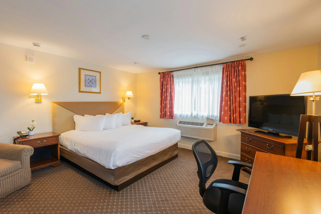 Senator Inn & Spa