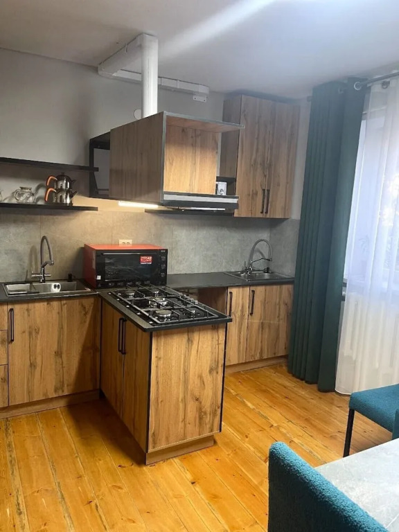 Family Guest House & Hostel