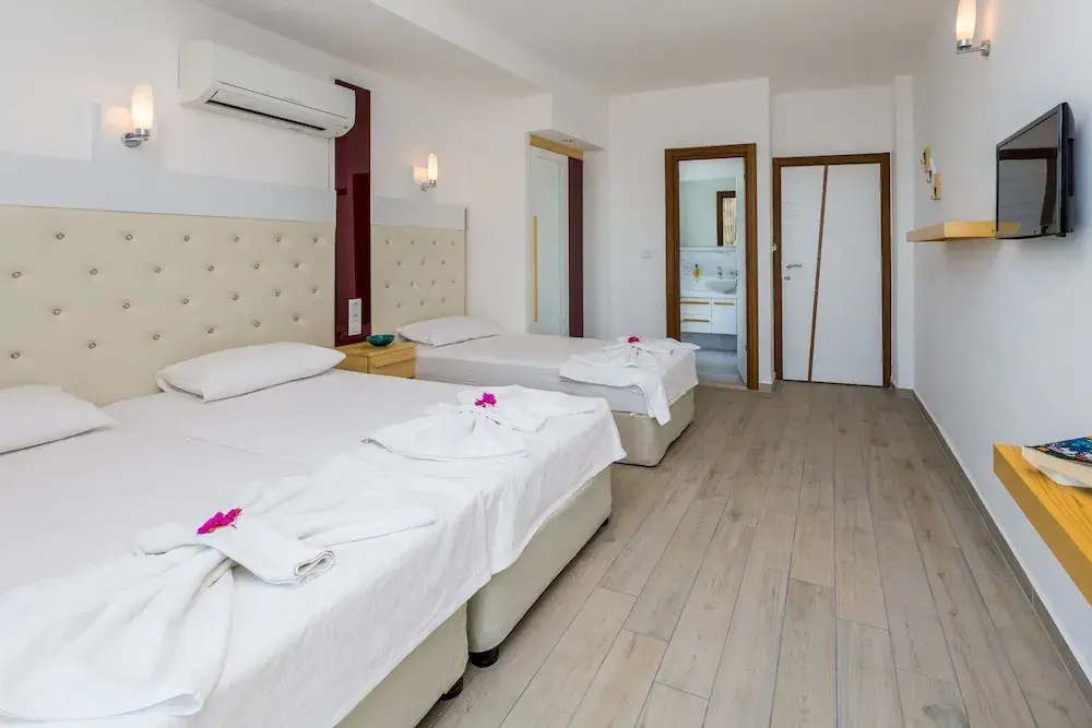 Defne Hotel