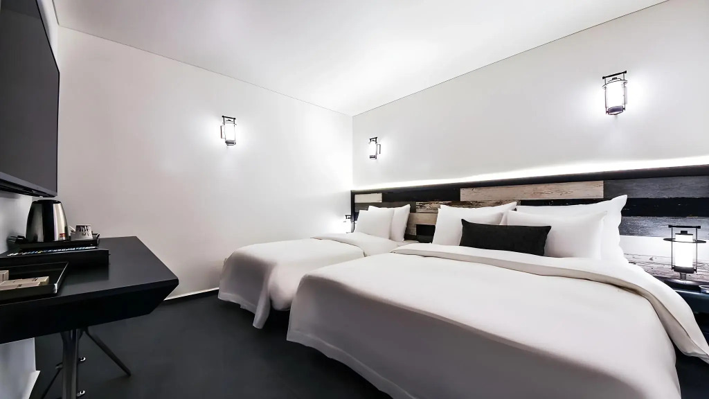 Hotel Gms