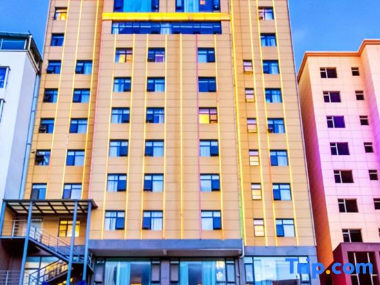 7Days Inn Hotel (Zhaotong Airport & Shenggeng Cultural Park Branch)