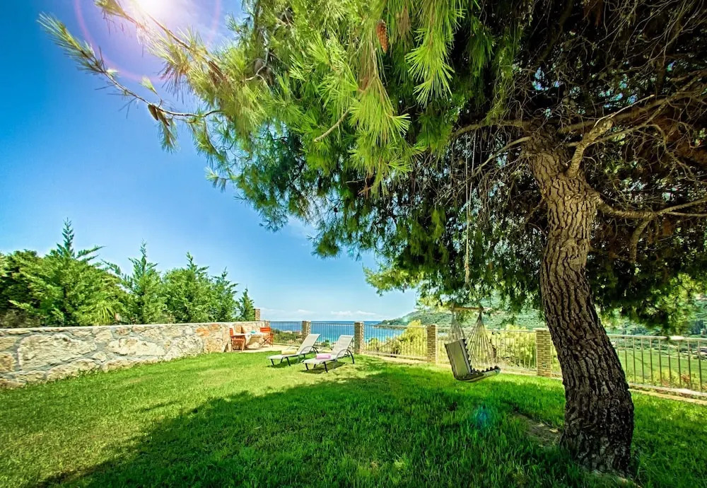 Villa Tireda Pool and Whirlpool