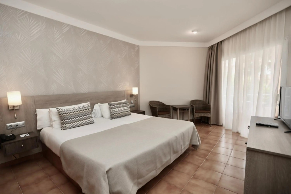 Leone Hotel