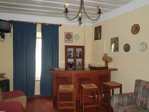 Casa da Vila de Cabeção