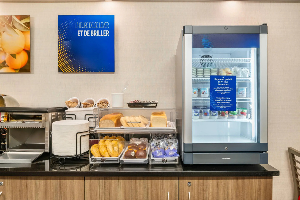 Comfort Inn Ancienne-Lorette - Quebec Airport