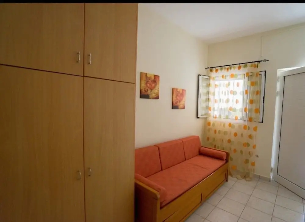 Denise Apartments