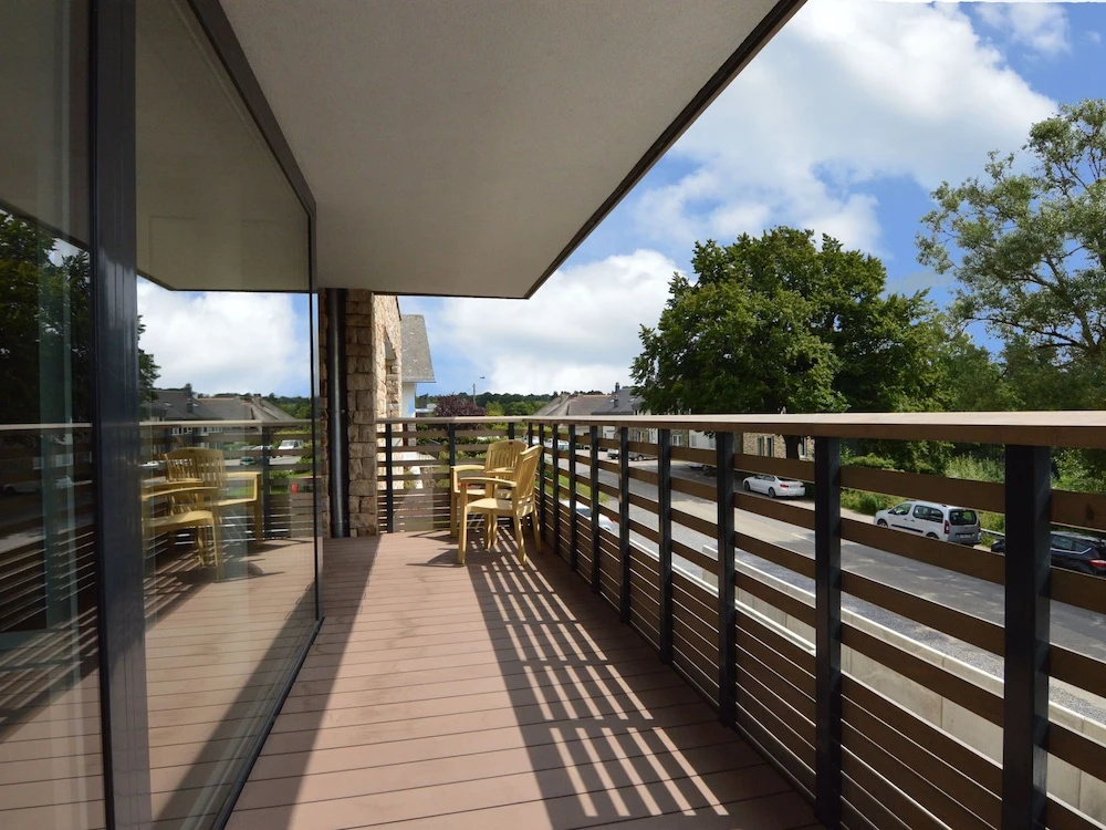 Elegant Apartment in Robertville With Balcony, Roofed Terrace