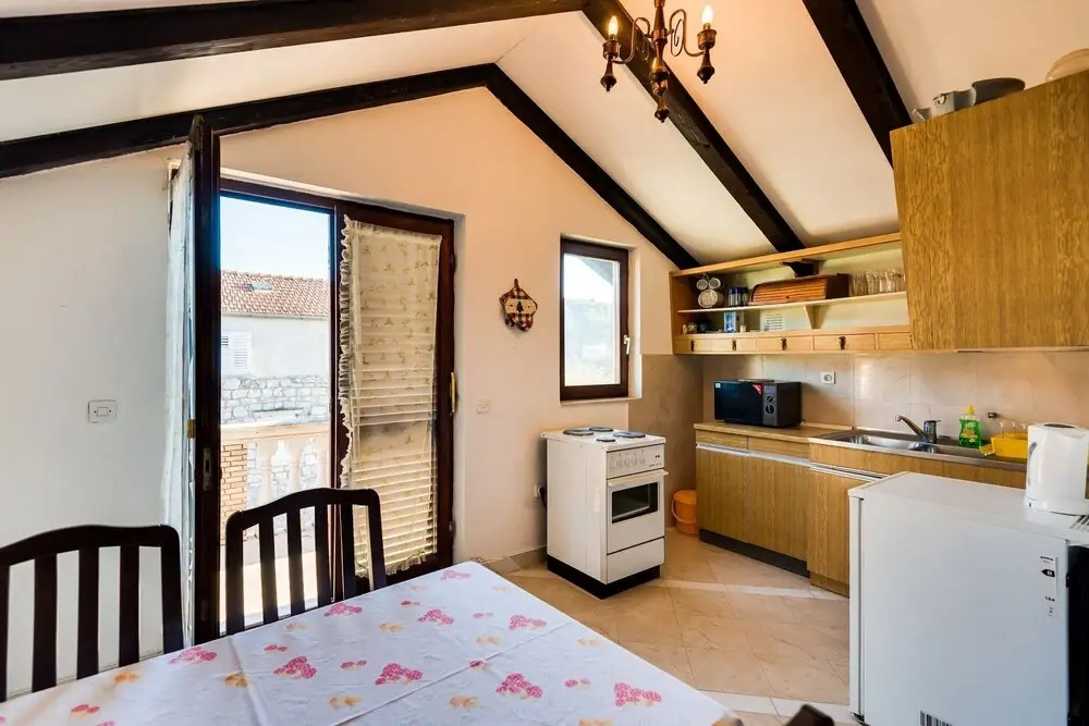Land - 100m From the sea - A1