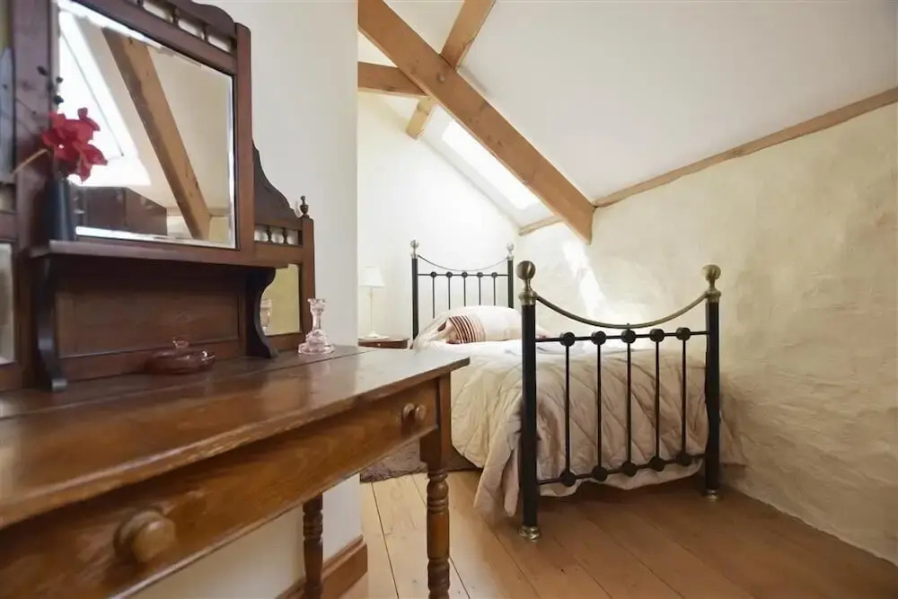 Panteurig Farmhouse