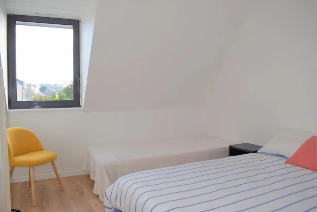 Bel appartement entièrement rénové 5 personnes au centre ville de PERROS-GUIREC - Ref 923