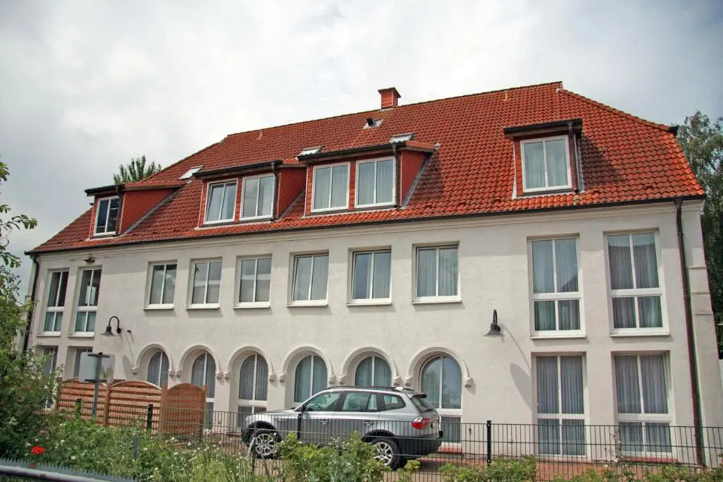 Apartment 3