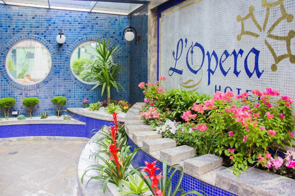 LOpera Hotel
