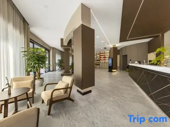 Qingting Hotel (Liupanshui People Square Railway Station)