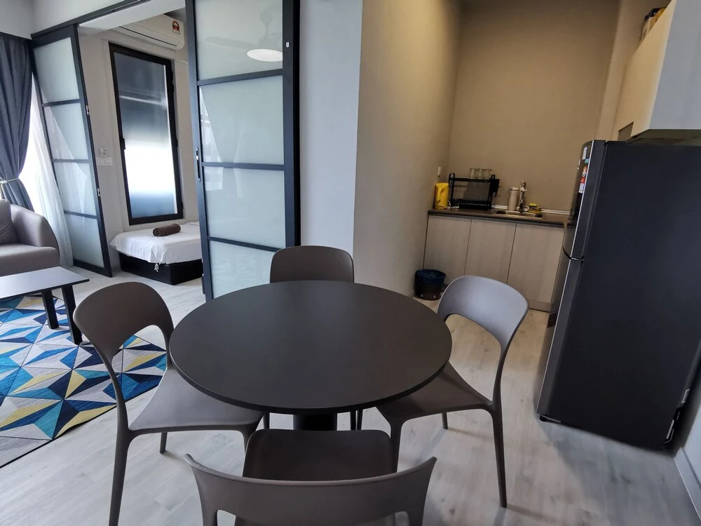 Jesselton Quay Suites