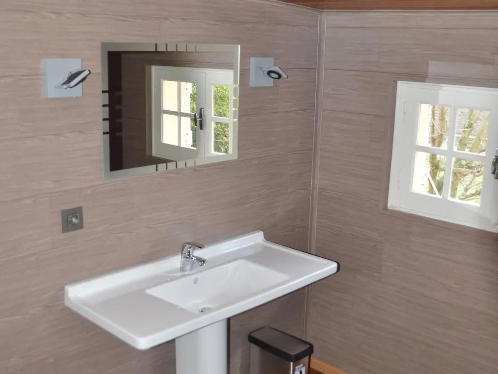 Spacious Villa in Saze with Private Terrace