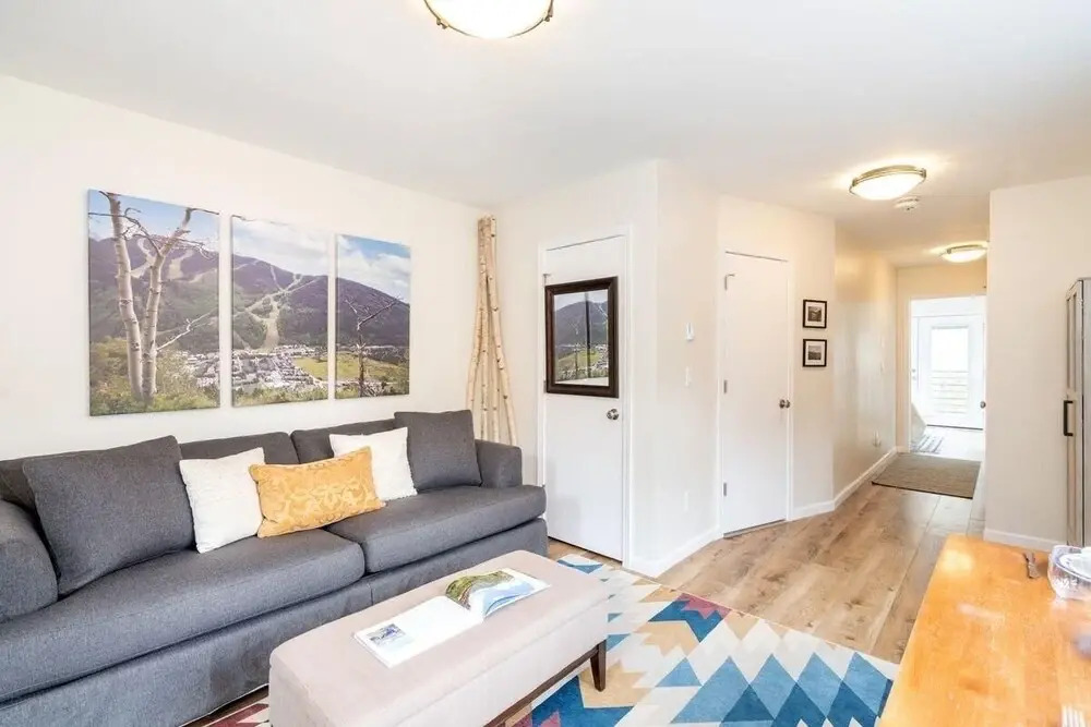 Cloud Nine! Near Chair 7, Top Floor On River + Hot Tub 1 Bedroom Condo by RedAwning