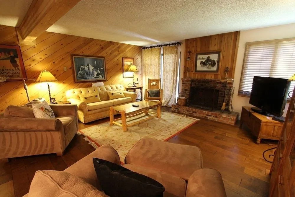 Wild Flower 9 1 Bedroom 1 Bathroom Condo