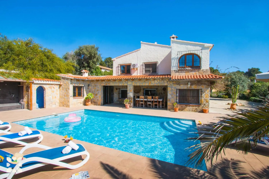 Villa Hugo 11 by Abahana Villas