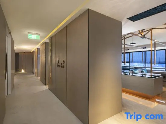 Yanzhu Yishe Guoyun Hotel (Zhengzhou CBD Exhibition Center)
