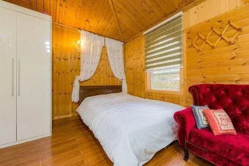 Lodge House Pension