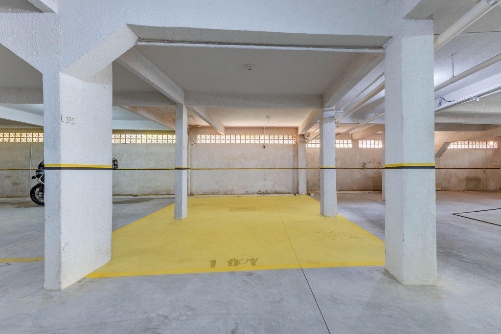 Apartamento Lindo Com Piscina   Praia De Bombinhas   3 Dorms 9 Pessoas